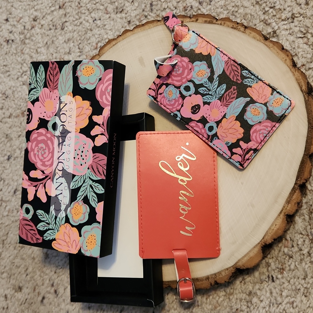 Canyon Moon Set 2 Luggage Tags NEW